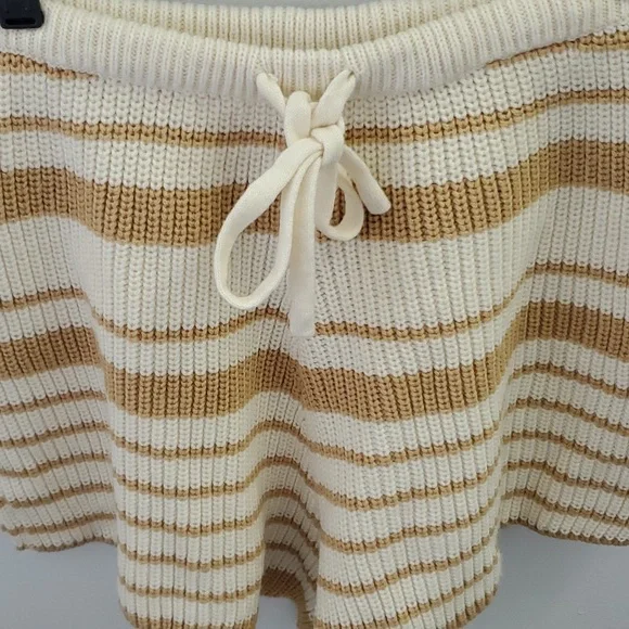 Sabo Knit Shorts Size Medium Cream and Tan - Picture 3 of 7